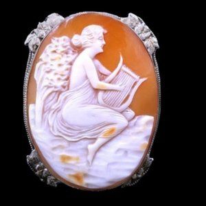 Antique 14K Gold Full Figural Cameo Brooch/Pendant